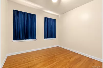 132 Burhans Avenue, Yonkers, NY 10701 - Photo 11