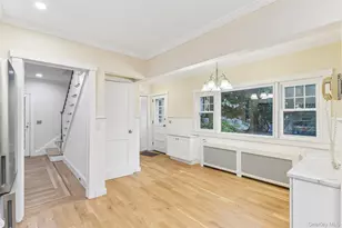 204 Auburn St, East Williston, NY 11596 - Photo 5