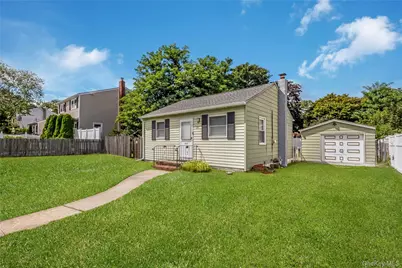 297 16th Street, West Babylon, NY 11704 - Photo 1