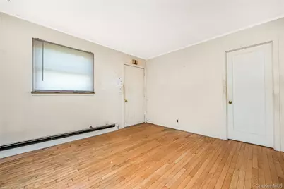 297 16th Street, West Babylon, NY 11704 - Photo 5