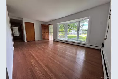 1 Corine Drive, Poughkeepsie, NY 12601 - Photo 5