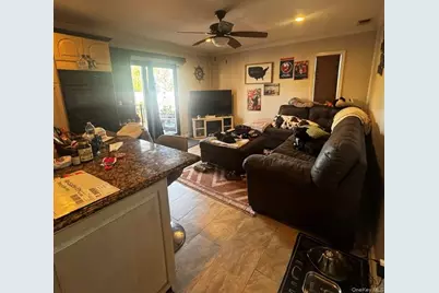 70 Gateway Drive, Copiague, NY 11726 - Photo 27