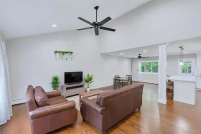 87 Holbrook Road, Centereach, NY 11720 - Photo 9