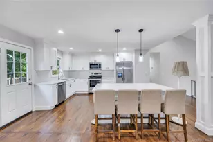 87 Holbrook Rd, Centereach, NY 11720 - Photo 5