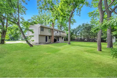 87 Holbrook Road, Centereach, NY 11720 - Photo 33
