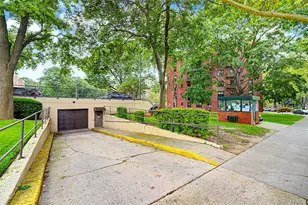 75-08 Bell Blvd, Bayside, NY 11364 - Photo 17