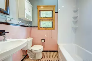 26-20 210th Pl, Bayside, NY 11360 - Photo 11
