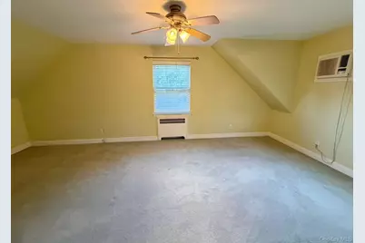 68 Woodbine Road, East Hills, NY 11577 - Photo 11