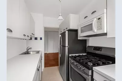 3901 Independence Avenue #6H, Bronx, NY 10463 - Photo 5