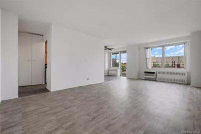 2550 Olinville Avenue #7E, Bronx, NY 10467 - Photo 5