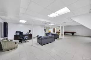 2 Old Bridge Ct, Melville, NY 11747 - Photo 39