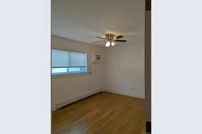 1735 North Gardiner Drive North Gardiner Drive #25B, Bay Shore, NY 11706 - Photo 5