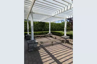1735 North Gardiner Drive North Gardiner Drive #25B, Bay Shore, NY 11706 - Photo 17