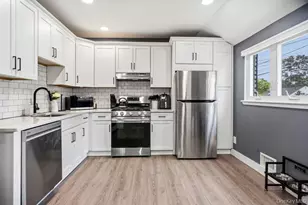 18 Huron St, Port Jefferson, NY 11776 - Photo 5