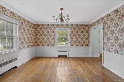 136 Wilmot Circle, Scarsdale, NY 10583 - Photo 9