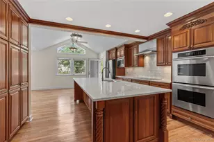 136 Wilmot Cir, Scarsdale, NY 10583 - Photo 11