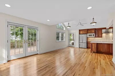 136 Wilmot Circle, Scarsdale, NY 10583 - Photo 15