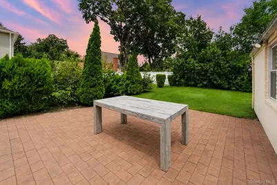 1042 N 7th Street, New Hyde Park, NY 11040 - Photo 13