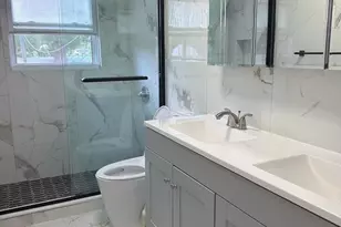 10 Kings Park Rd, Commack, NY 11725 - Photo 9