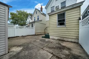 61-43 Wetherole St, Rego Park, NY 11374 - Photo 19