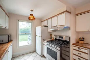 12 Perry Ave, Port Chester, NY 10573 - Photo 11