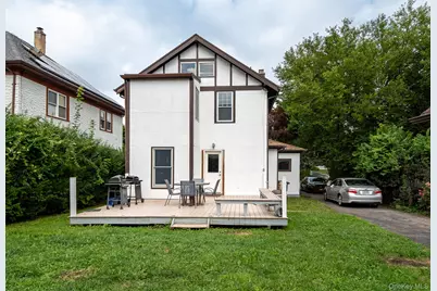 12 Perry Avenue, Port Chester, NY 10573 - Photo 3
