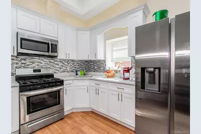 1283 E 223rd Street, Bronx, NY 10466 - Photo 29