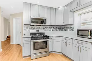 1283 E 223rd St, Bronx, NY 10466 - Photo 3