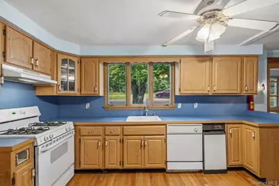 2430 State Route 207, Campbell Hall, NY 10916 - Photo 23