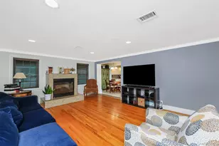 211 147th St, Whitestone, NY 11357 - Photo 21