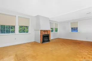 211 147th St, Whitestone, NY 11357 - Photo 29