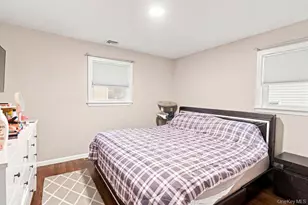 731 Muncey Rd, West Islip, NY 11795 - Photo 11