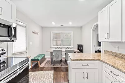 731 Muncey Road, West Islip, NY 11795 - Photo 7