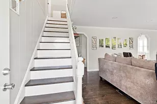 731 Muncey Rd, West Islip, NY 11795 - Photo 13