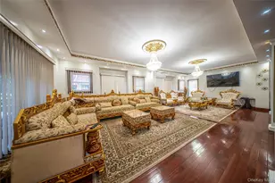 85-64 104th St, Richmond Hill, NY 11418 - Photo 3