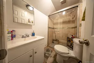 85-64 104th St, Richmond Hill, NY 11418 - Photo 17