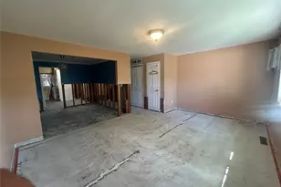 31 Farley Dr, West Haverstraw, NY 10993 - Photo 5