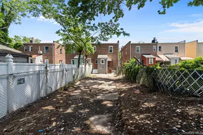 137-64 Westgate Street, Springfield Gardens, NY 11413 - Photo 15