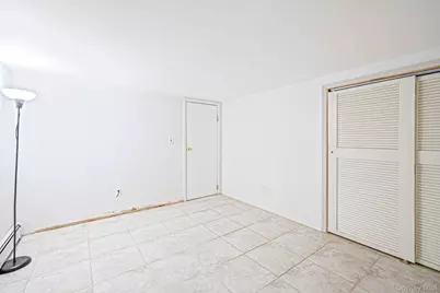 21 Pearsall Place, Deer Park, NY 11729 - Photo 31