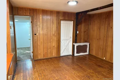 1975 Lenox Avenue, East Meadow, NY 11554 - Photo 15