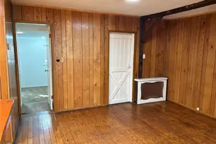 1975 Lenox Ave, East Meadow, NY 11554 - Photo 15
