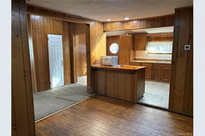 1975 Lenox Avenue, East Meadow, NY 11554 - Photo 9