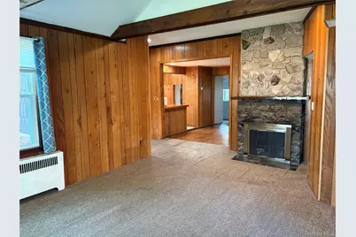 1975 Lenox Avenue, East Meadow, NY 11554 - Photo 3