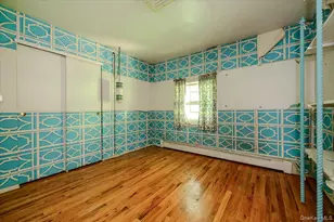 44 E Half Hollow Rd, Dix Hills, NY 11746 - Photo 27