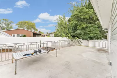 921 N Fletcher Avenue, Valley Stream, NY 11580 - Photo 31