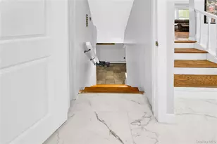 921 N Fletcher Ave, Valley Stream, NY 11580 - Photo 23