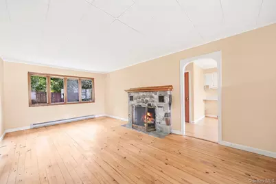 8 Triton Road, Rocky Point, NY 11778 - Photo 5
