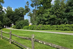 1876 Commerce St, Yorktown Heights, NY 10598 - Photo 13