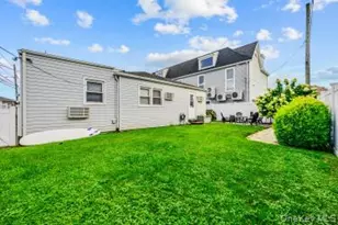 257 Neptune Blvd, Long Beach, NY 11561 - Photo 23