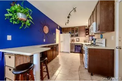 257 Neptune Boulevard, Long Beach, NY 11561 - Photo 11